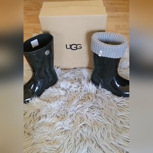 UGG Black and Gray Winter Rain Boots